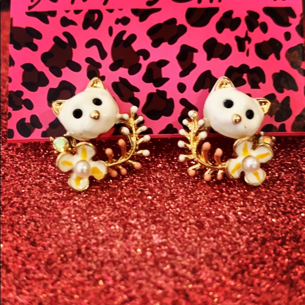 Betsey Johnson Cat Earrings